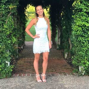 Meet your Posher, Carly